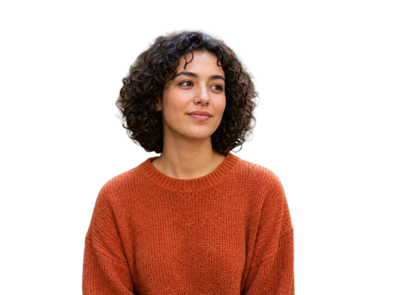Retrato con pelo rizado aislado sobre fondo transparente después de eliminar el fondo